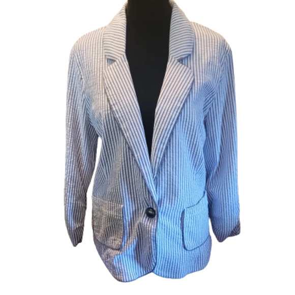 Maurices grey/White Striped blaser. NWOT - Picture 1 of 10